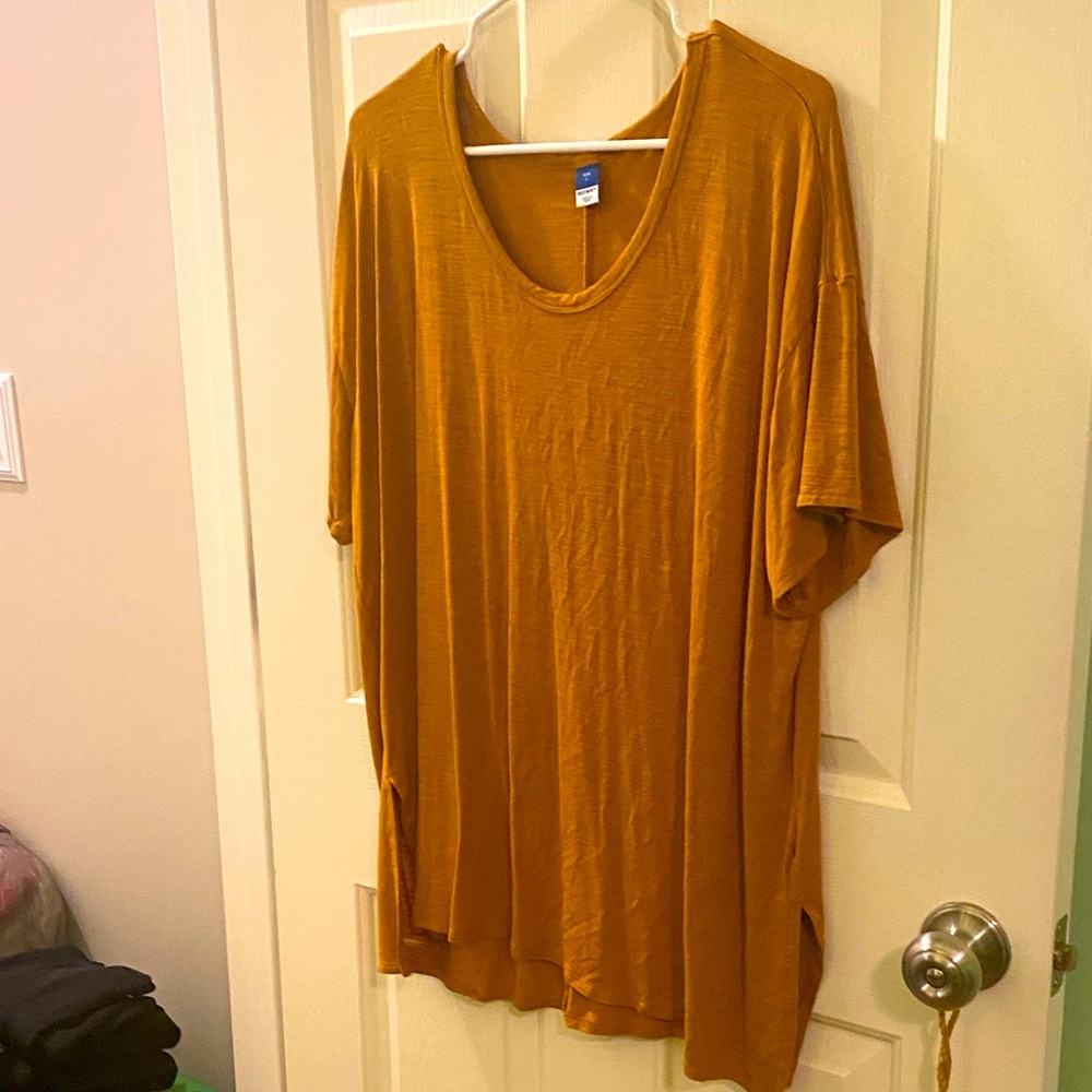 Old navy luxe top : golden mustard color . Never worn . Light weight .
